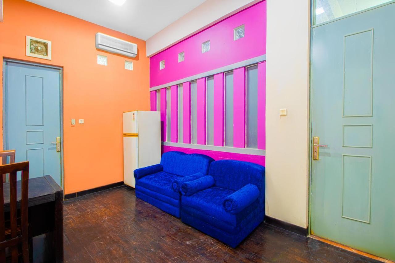 Tobana House Bintaro Hotel Jakarta Luaran gambar